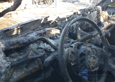 2021 Toyota Rav4 Le z USA, uszkodzony, nr VIN JTMH1RFV6MD069670